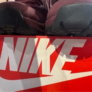 Nike Manoadome 'Night Maroon'